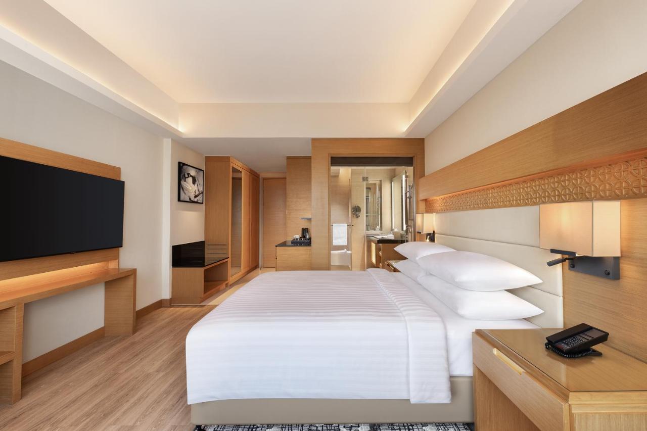 Courtyard By Marriott Shillong Hotell Exteriör bild