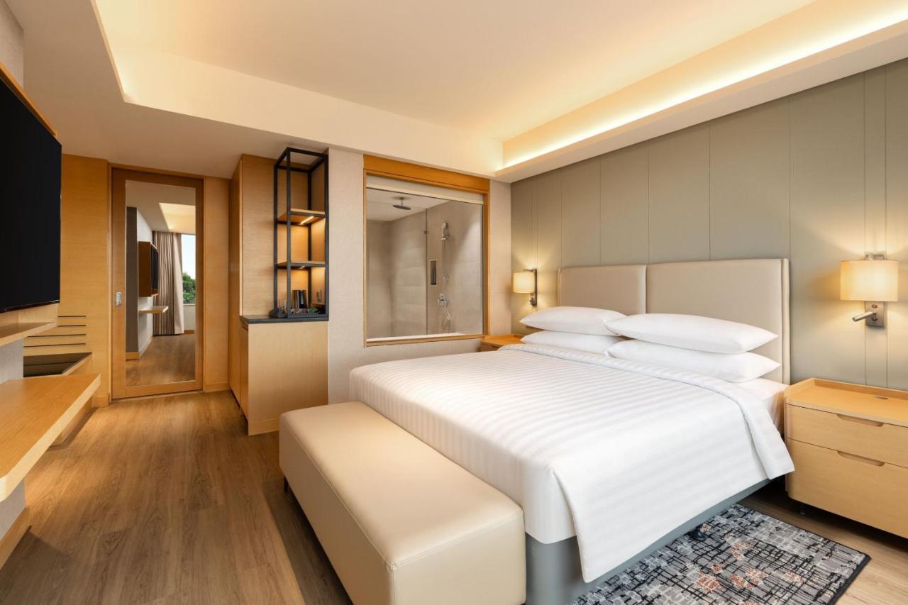 Courtyard By Marriott Shillong Hotell Exteriör bild