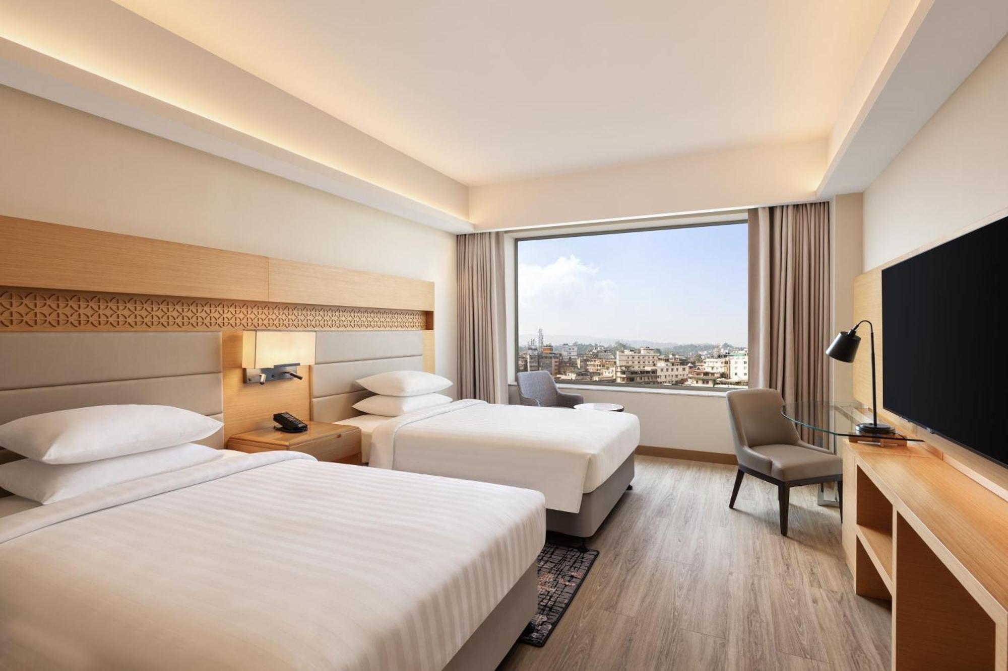 Courtyard By Marriott Shillong Hotell Exteriör bild